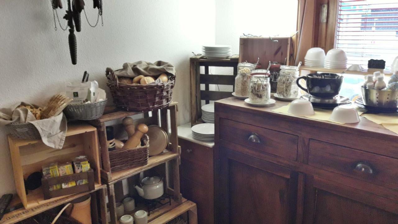 אוברשטאופן Gaestehaus Susanne מראה חיצוני תמונה
